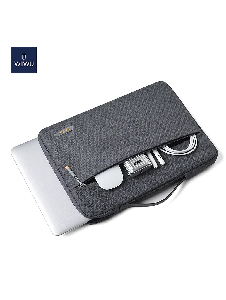 Pilot Laptop Sleeve image 7
