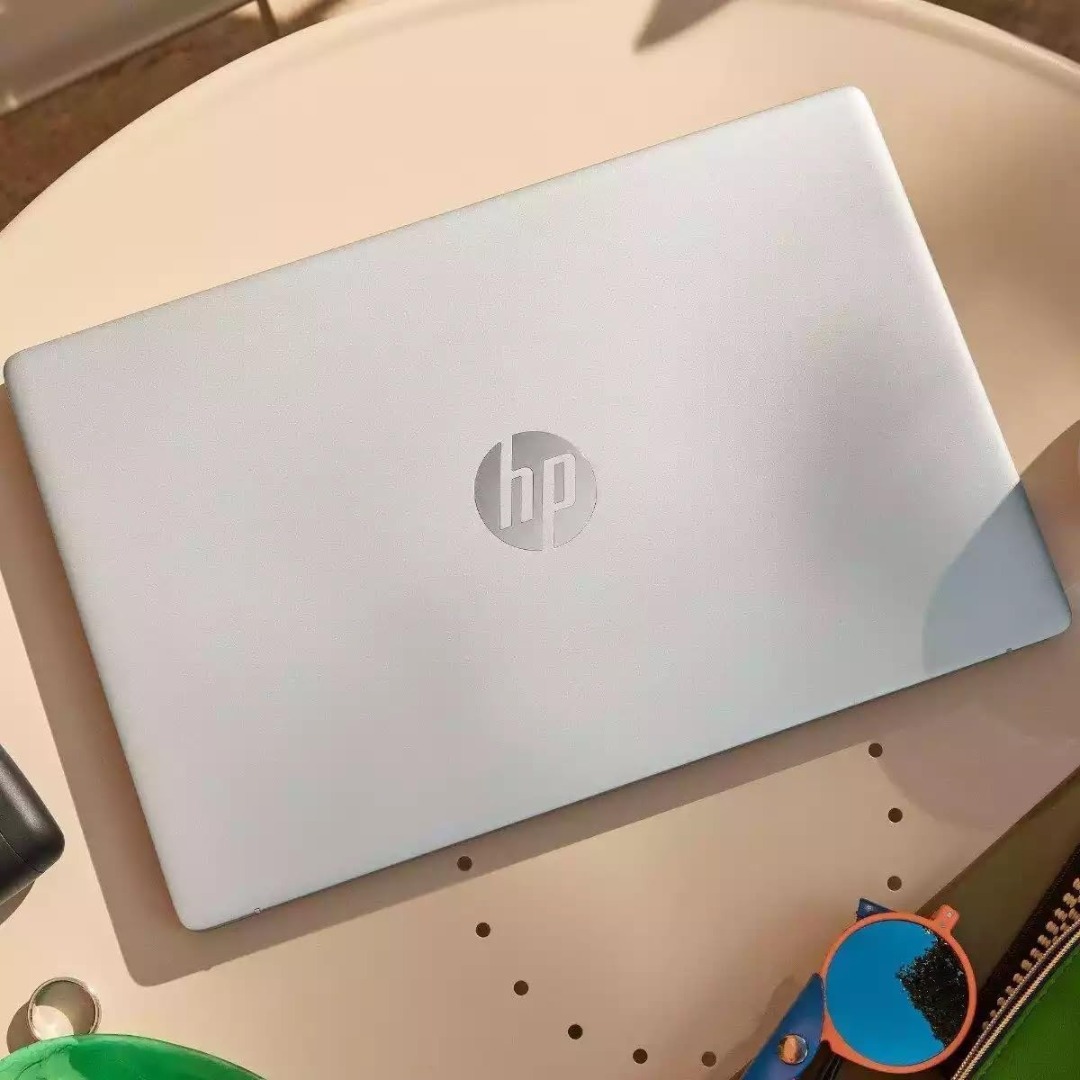 HP EliteBook 840 G3 – Core i5-6th / 8GB / 256GB – 14" – Pre-Owned image 4